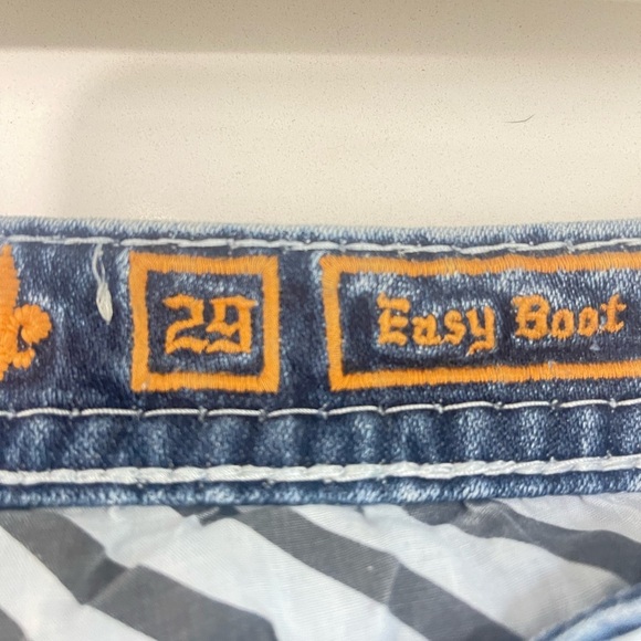 Rock Revival Distressed Denim Jeans - Picture 12 of 12